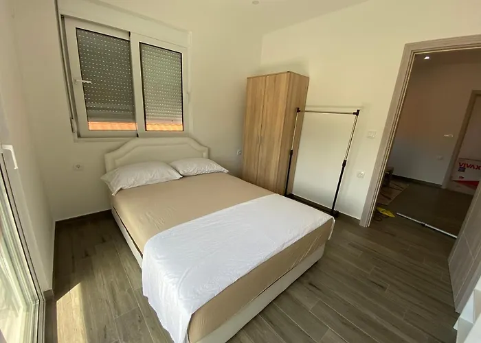 Gjoni Apartments